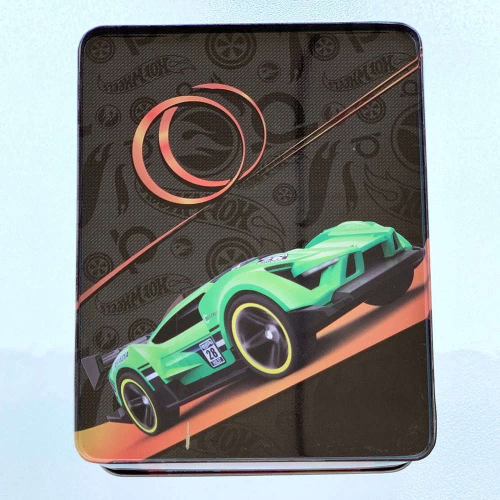 Classic Hot Wheels™ 18-Slot Metal Case